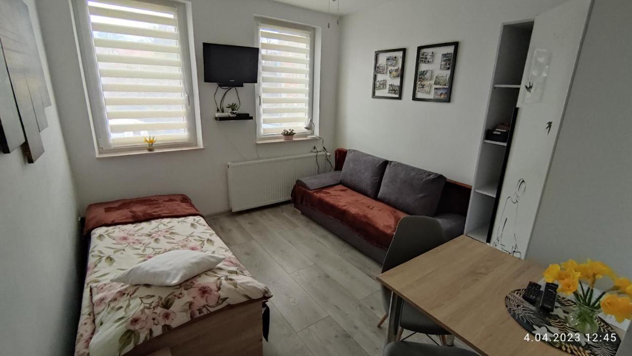 Apartament "Jelen" Jelenia Gora Apartment Bagian luar foto